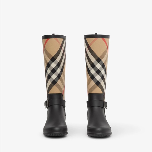 Authentic Burberry Women’s Boots - Picture 2 of 3
